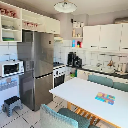 Central-parking-balcon-confortable Apartment Aurillac