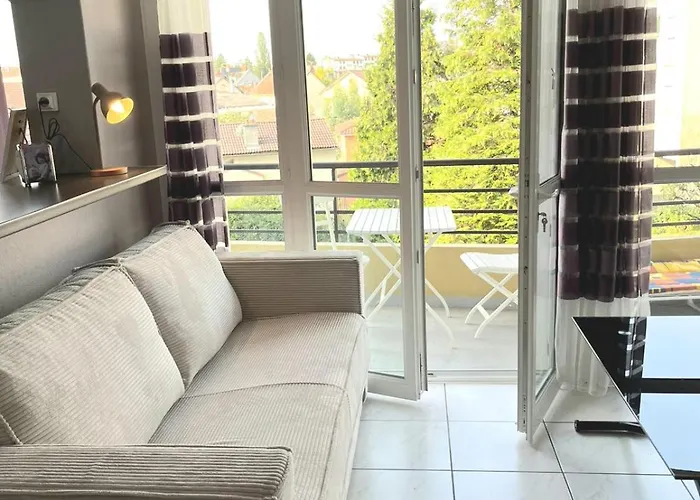 Apartment Central-parking-balcon-confortable